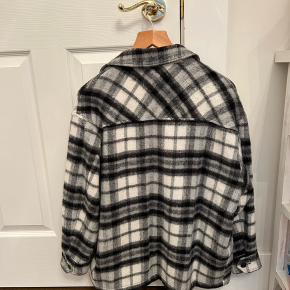 Zara Plaid Shacket - Picture 2 of 3